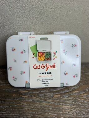 New Cat & Jack Bento Box Snack/ Storage 2 compartments